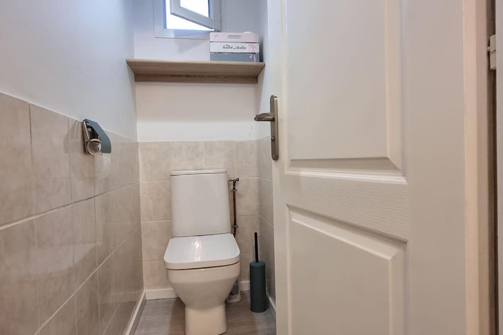 Belle Maison Climatisee Renovee Pac-Man Entre Collegues, Amis, Famille - Barbecue - Netflix - Prime - Baby Foot 50Cts Saint-Seurin-sur-l'Isle Εξωτερικό φωτογραφία