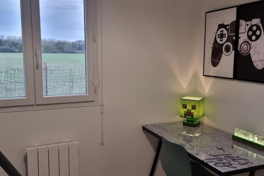 Belle Maison Climatisee Renovee Pac-Man Entre Collegues, Amis, Famille - Barbecue - Netflix - Prime - Baby Foot 50Cts Saint-Seurin-sur-l'Isle Εξωτερικό φωτογραφία