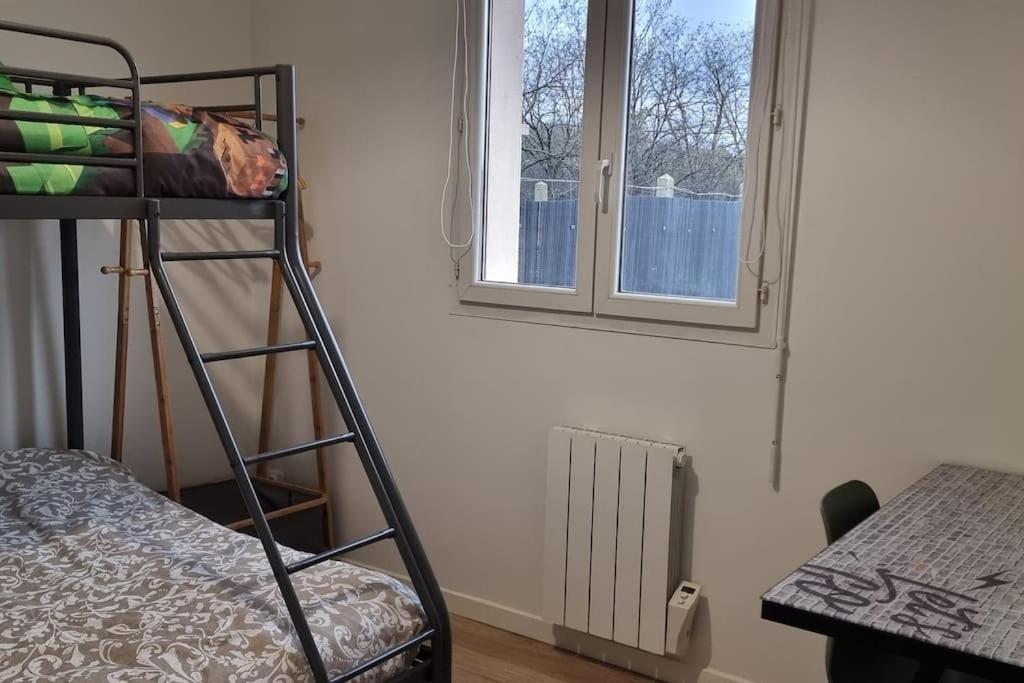 Belle Maison Climatisee Renovee Pac-Man Entre Collegues, Amis, Famille - Barbecue - Netflix - Prime - Baby Foot 50Cts Saint-Seurin-sur-l'Isle Εξωτερικό φωτογραφία